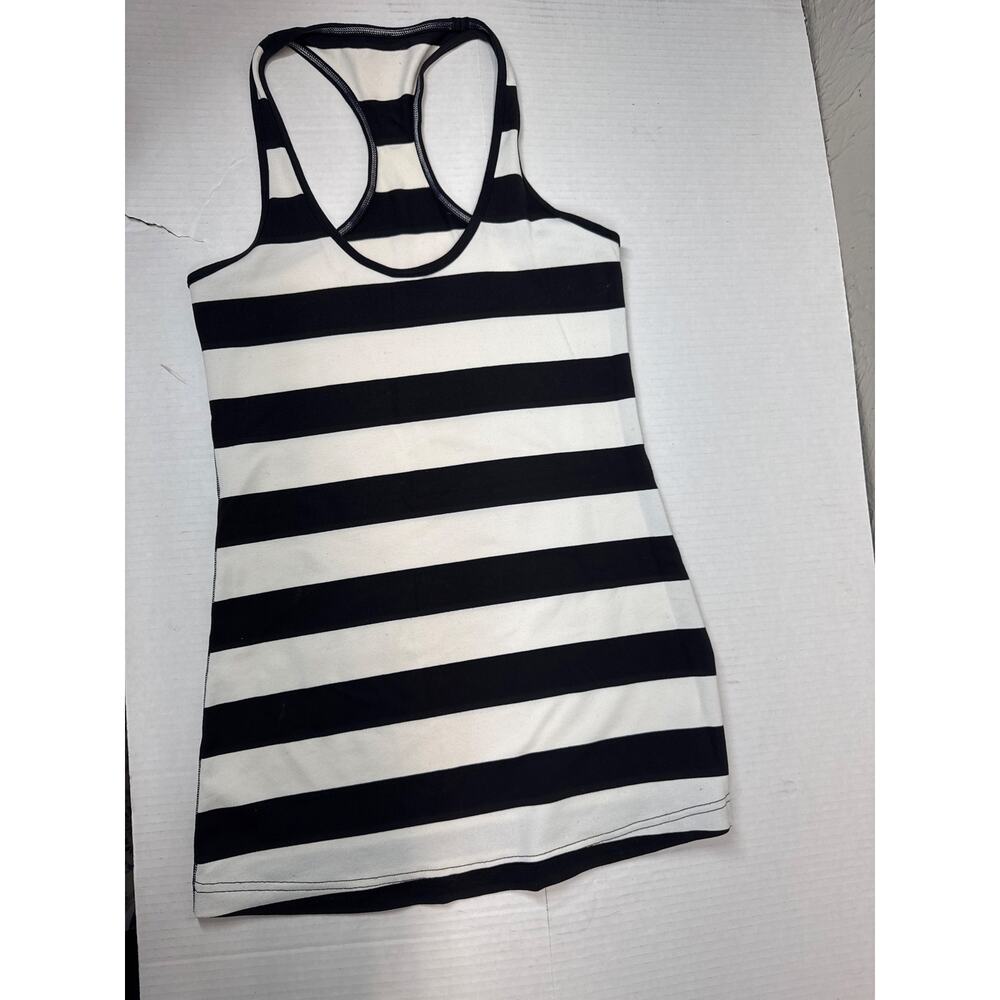Lululemon Cool Racerback Steep Stripe Black Horizontal Athleisure Size 2‎ Approx